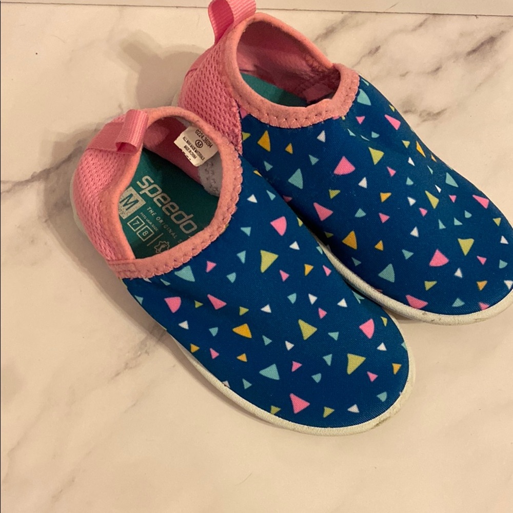 Speedo Toddler Girl Water Shoes - Blue and Pink Size M 7-8